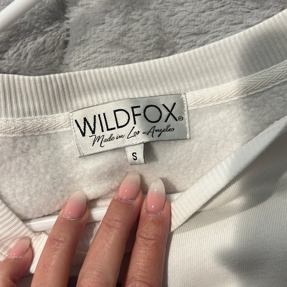 Wildfox Skull Sweatshirt💀 - Picture 3 of 3